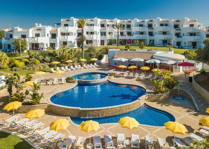 Myinzu - Club Village Garden Apartment