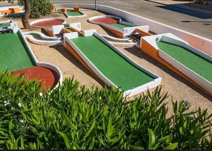 Myinzu - Club Village Garden Apartment *