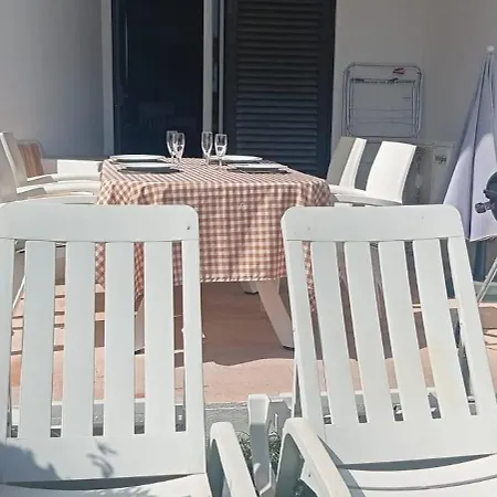 Myinzu - Club Village Garden Apartment